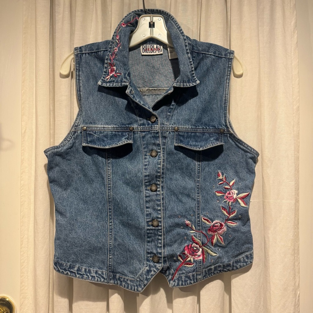 Bill Blass Denim Vest with Pink/RedFloral Embroidery and Rhinestone studs - Picture 7 of 7